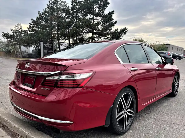 2017 Honda Accord Sedan SPORT|DUAL DISPLAY|SUNROOF|ALLOYS|HEATED - Photo 6
