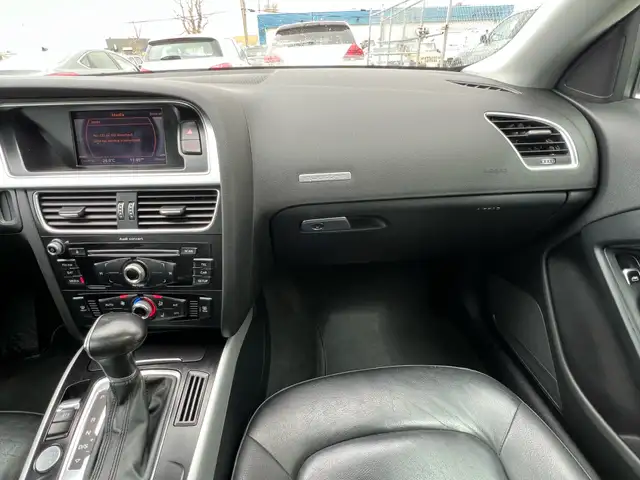 2016 Audi A5 Premium Quattro | Power Tailgate | Power Seat - Photo 24