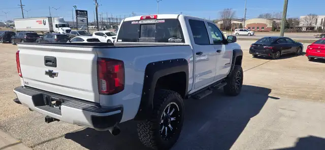 2018 Chevrolet Silverado 1500 LTZ - Photo 6