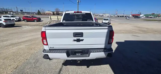 2018 Chevrolet Silverado 1500 LTZ - Photo 8