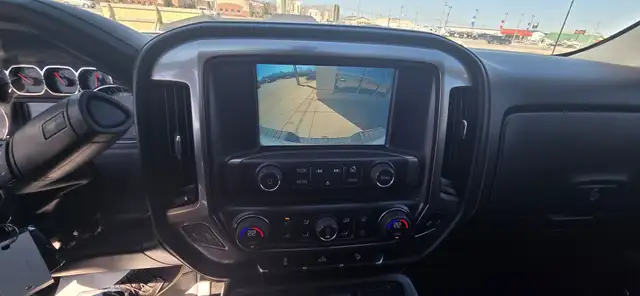 2018 Chevrolet Silverado 1500 LTZ - Photo 13