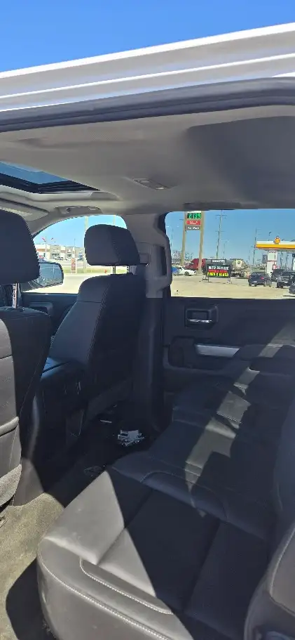 2018 Chevrolet Silverado 1500 LTZ - Photo 15