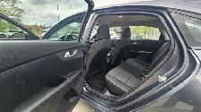 This Sedan/Saloon powered by a Gasoline engine.SPECIFICATIONS: - Photo 14