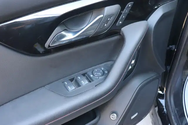 2025 Chevrolet Blazer RS - Photo 10