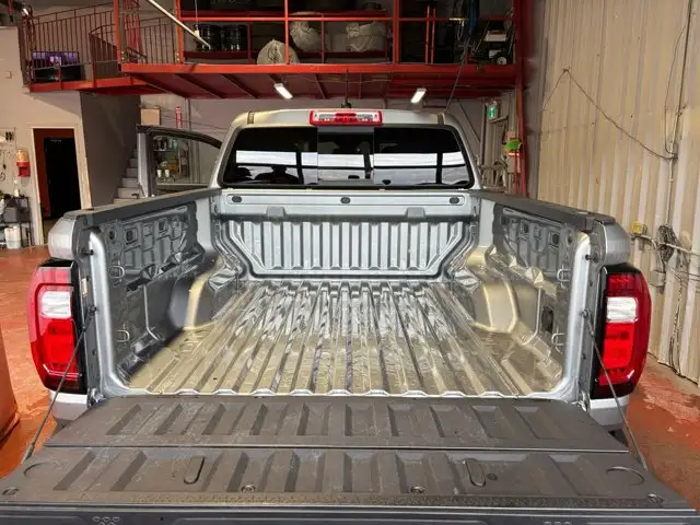2024 GMC Canyon AT4 - Photo 19