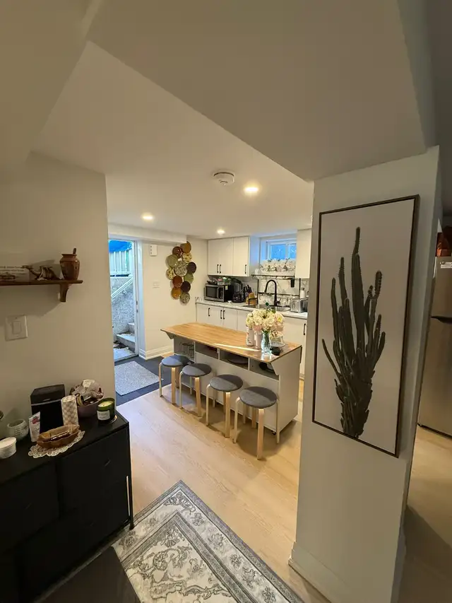 BASEMENT FOR RENT - Photo 5
