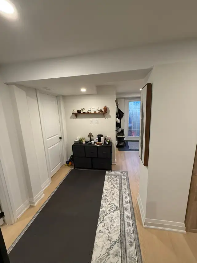 BASEMENT FOR RENT - Photo 6