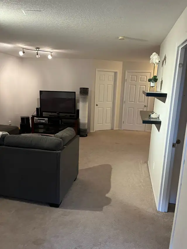 shared accommodations - Photo 8