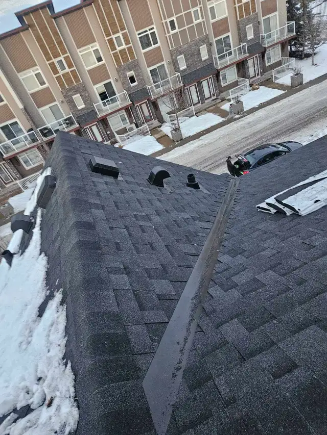 Roofer /Sider available