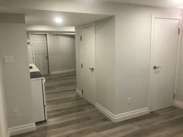 Legal Basement 1 bedroom & 1 washroom For Rent  from JUNE 1st - Photo 4