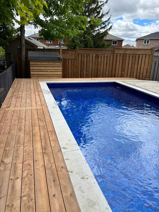 Deck / Fence