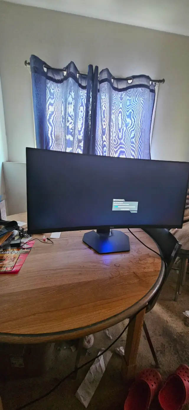 100$ Ecran Dell 2k Ultra Wild 34Po 3440-1440p 144Hz comme neuf - Photo 2