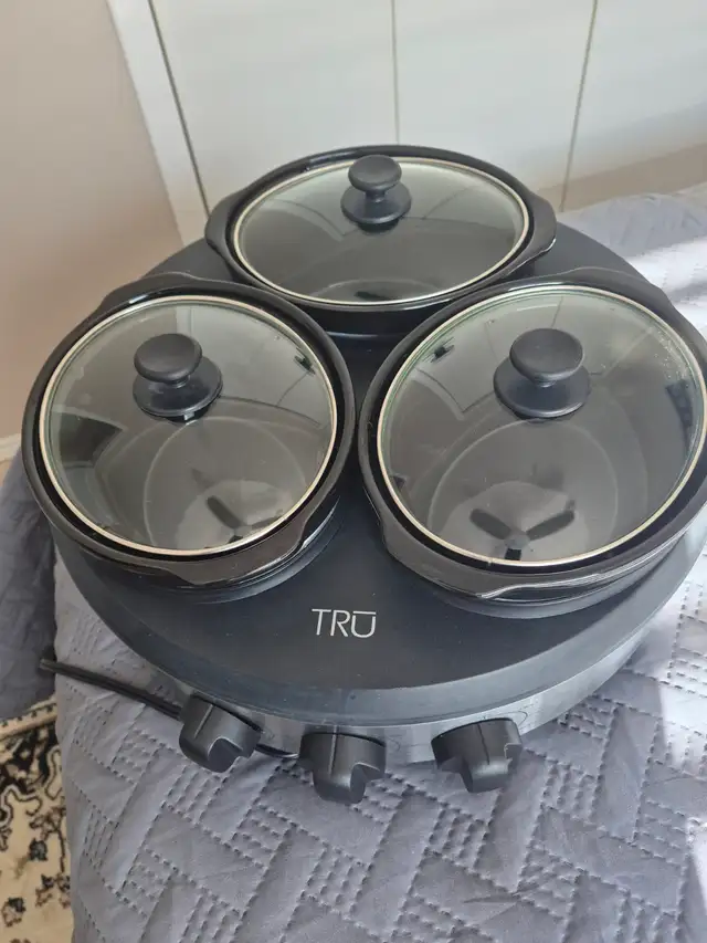 TRIPLE SLOW COOKER LIKE NEW $55 O.B.O