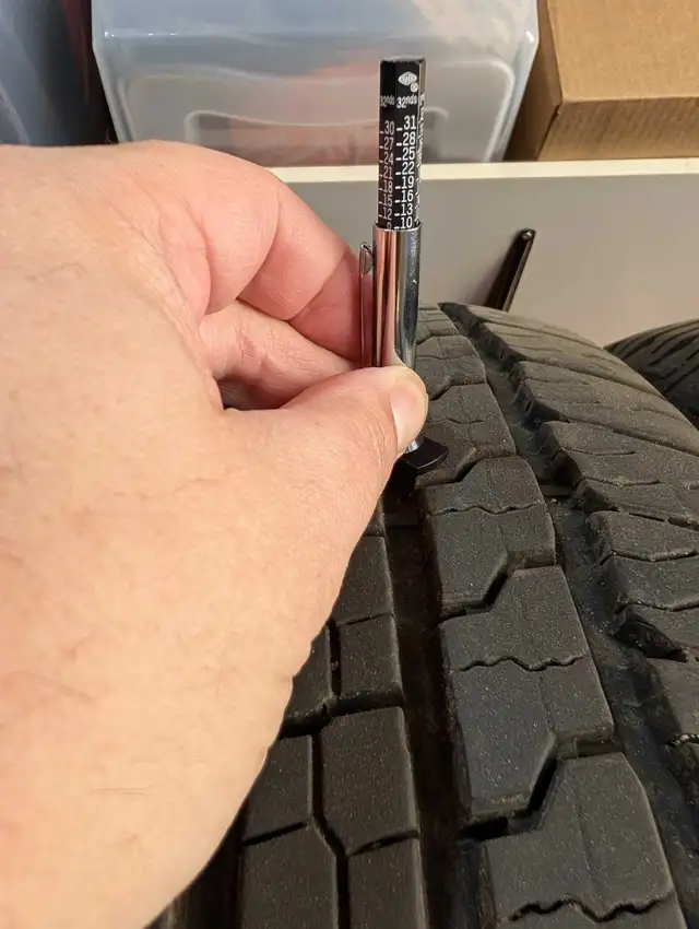 275/65R18 Goodyear Tires (4) - Photo 4