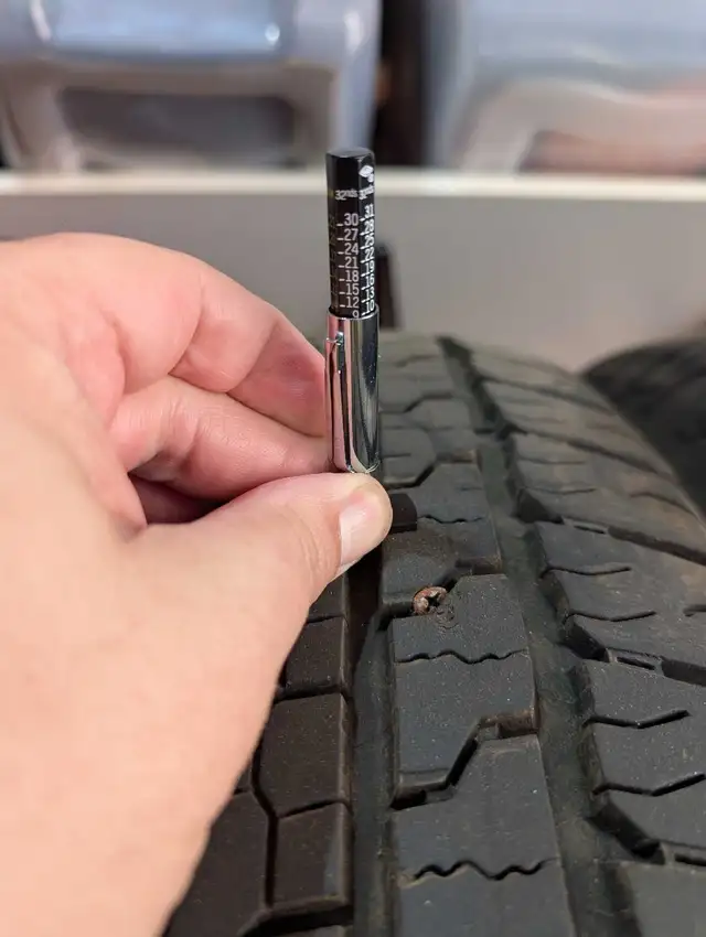275/65R18 Goodyear Tires (4) - Photo 5