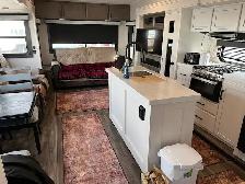 2024 Jayco Eagle 5th Wheel - Photo 4