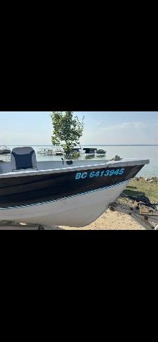 fishing boat 14’ (Wide) - Photo 2