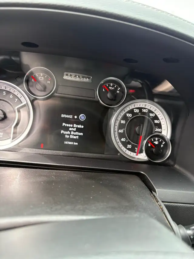 2014 Dodge Ram 2500 Crew Cab - Photo 8