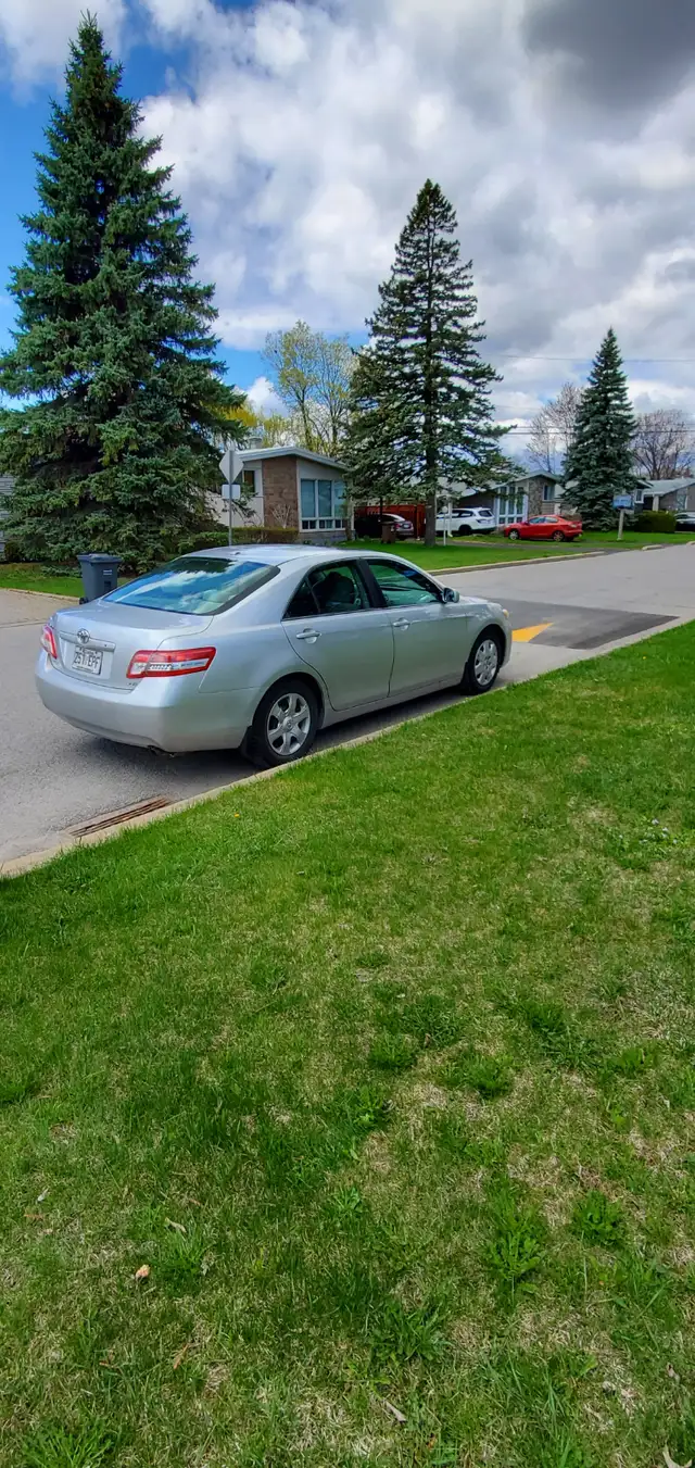Camry 2010 - Photo 2