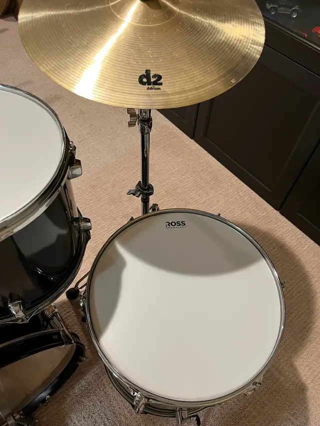 Full Size Drum Set - Nice Condition! - Photo 7