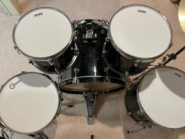 Full Size Drum Set - Nice Condition! - Photo 8