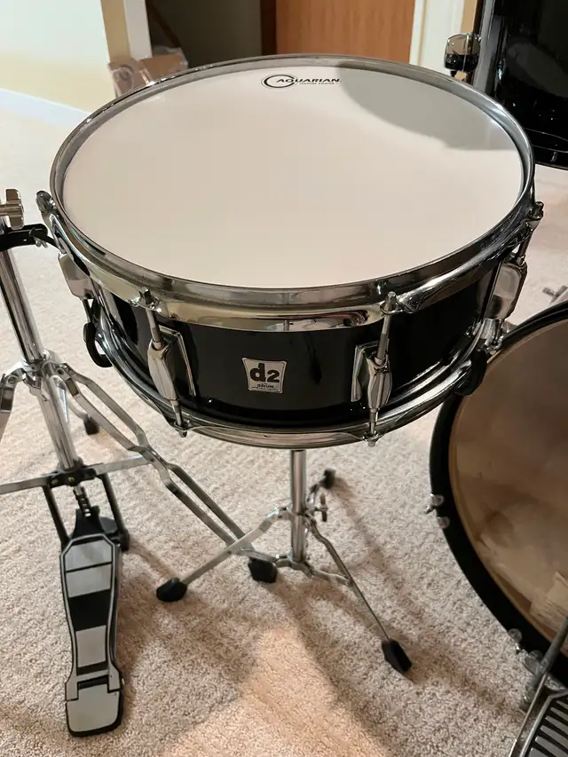 Full Size Drum Set - Nice Condition! - Photo 10
