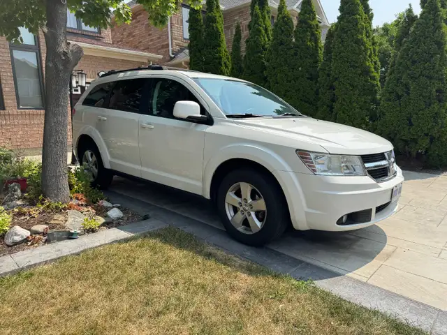 2010 Dodge Journey SXT - LOW KM only 179,000 - Photo 2
