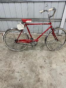 Vintage CCM Imperial 700 Men’s Bicycle