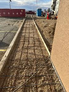 concrete finishers and concrete forming - Photo 3