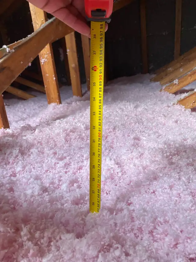 Attic insulation - Photo 3