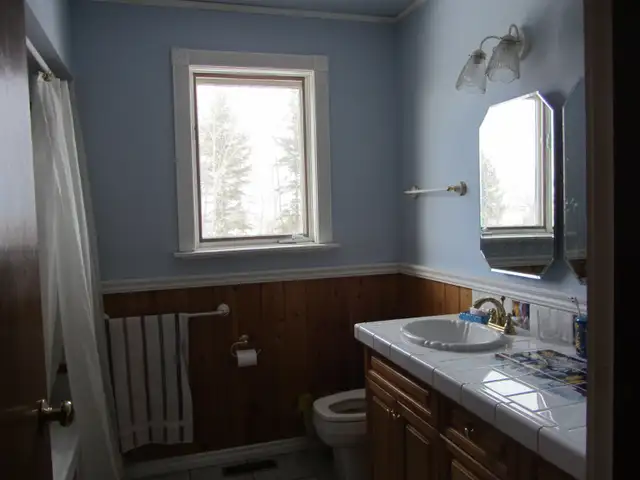 5 bed/2.5 bath acreage for rent, July 1 , Camden Lane Cochrane - Photo 8