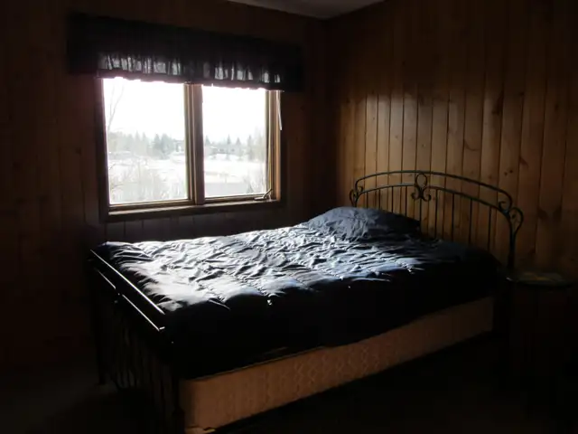 5 bed/2.5 bath acreage for rent, July 1 , Camden Lane Cochrane - Photo 10