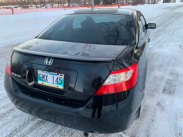 2009 Honda Civic Coupe LX 5 Speed - Photo 3