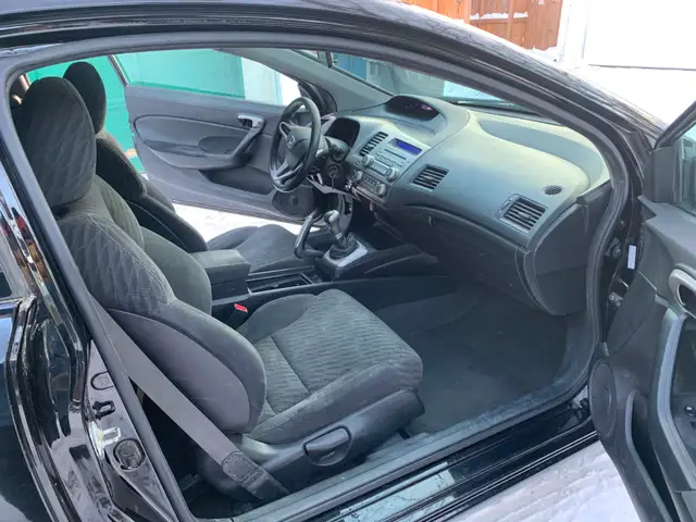 2009 Honda Civic Coupe LX 5 Speed - Photo 8