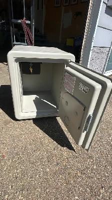 Sentry Safe - Photo 4