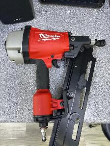 Milwaukee 7200-20 Round Head Framing Nailer