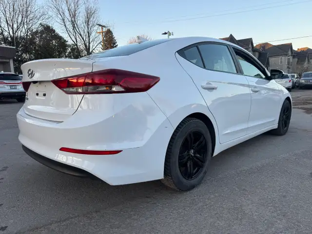 2018 Hyundai Elantra GL - Photo 8