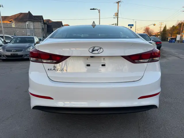 2018 Hyundai Elantra GL - Photo 9