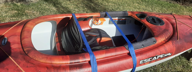 Kayak For Sale - Photo 3