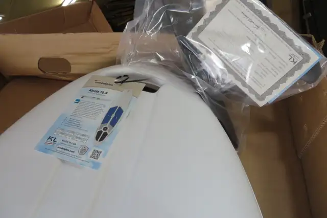 SUP Paddle Board- Brand New  – Plastic! - Photo 6