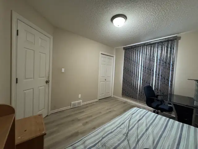 Room for rent - Photo 4