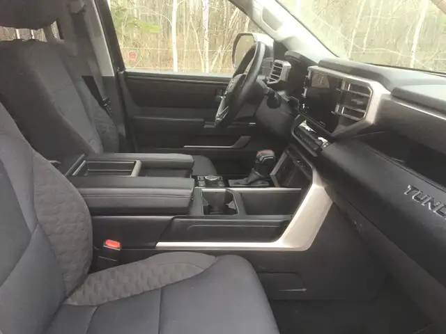 2024 Toyota Tundra SR5L TRD - Photo 5
