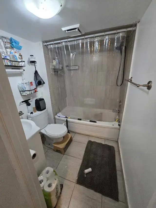 1 Bedroom Basement Apartment lease assignment - Photo 5
