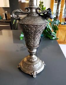 Pair of Vintage Style Metal Vase Table Lamps - Photo 5