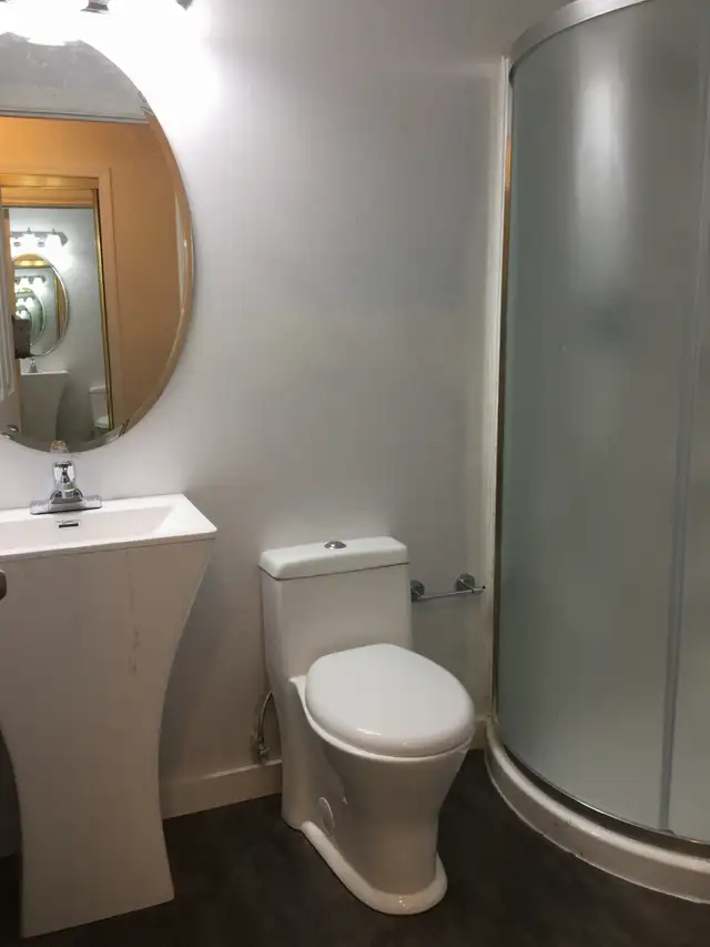 Room for rent - Photo 5
