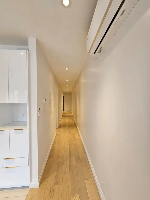 For Rent 5 1/5 Luxurious Apartment Across Snowdon Metro Station - Photo 11