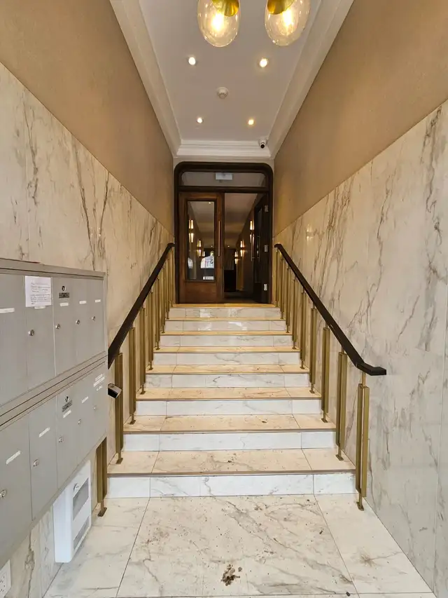 For Rent 5 1/5 Luxurious Apartment Across Snowdon Metro Station - Photo 16