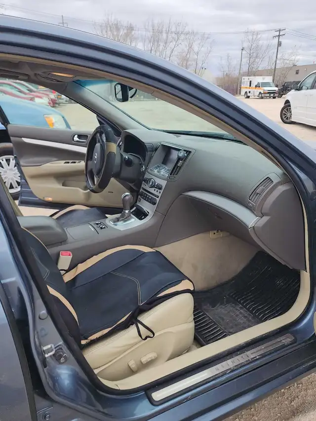 Infiniti G37X in running order also good for parts - Photo 6