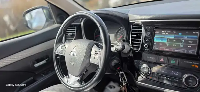 2017 mitsubishi outlander es AWD suv - Photo 3