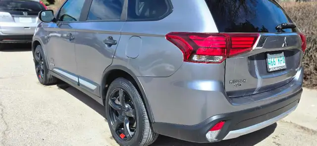 2017 mitsubishi outlander es AWD suv - Photo 5